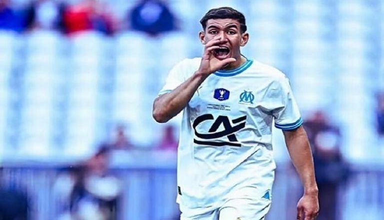 أنيس دوبال الموهبة الجزائرية نزيم بن شايطة