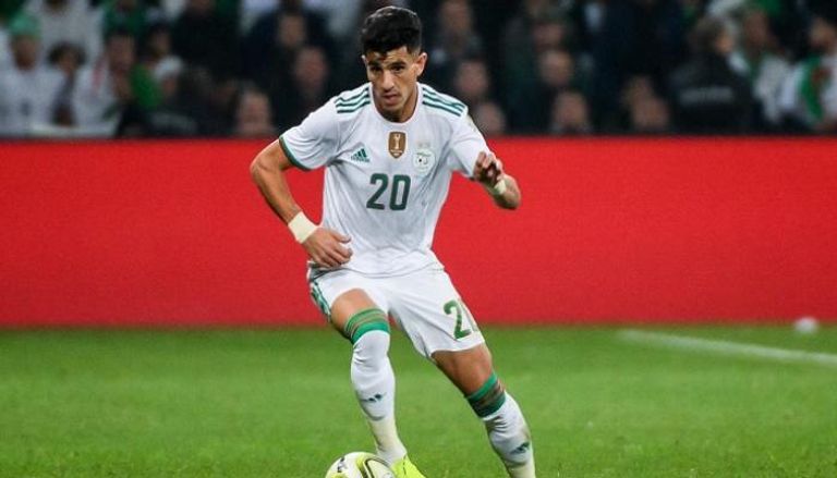 يوسف عطال نجم منتخب الجزائر