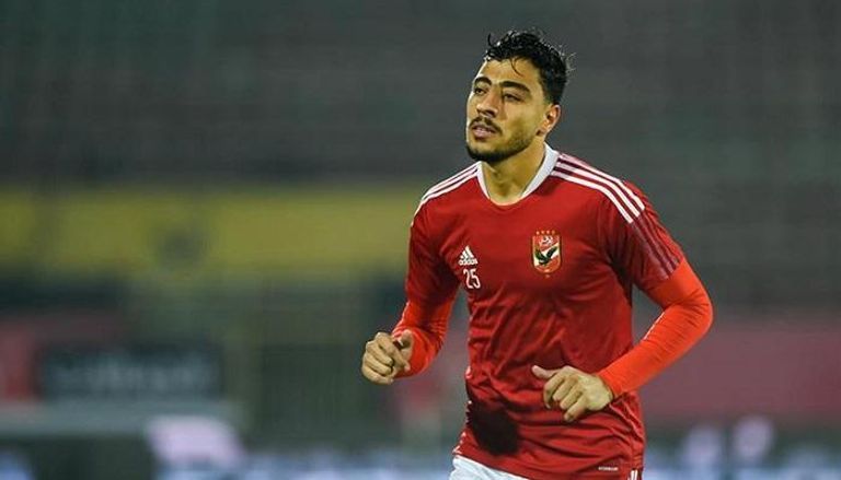 يوسف عطال نجم منتخب الجزائر