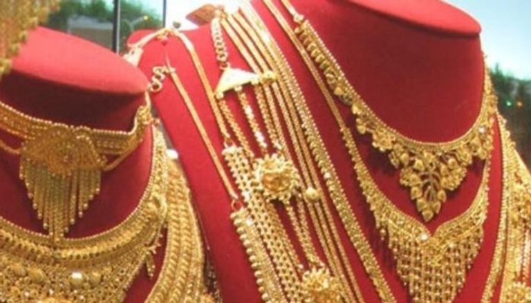 مشغولات  ذهبية - أرشيفية 