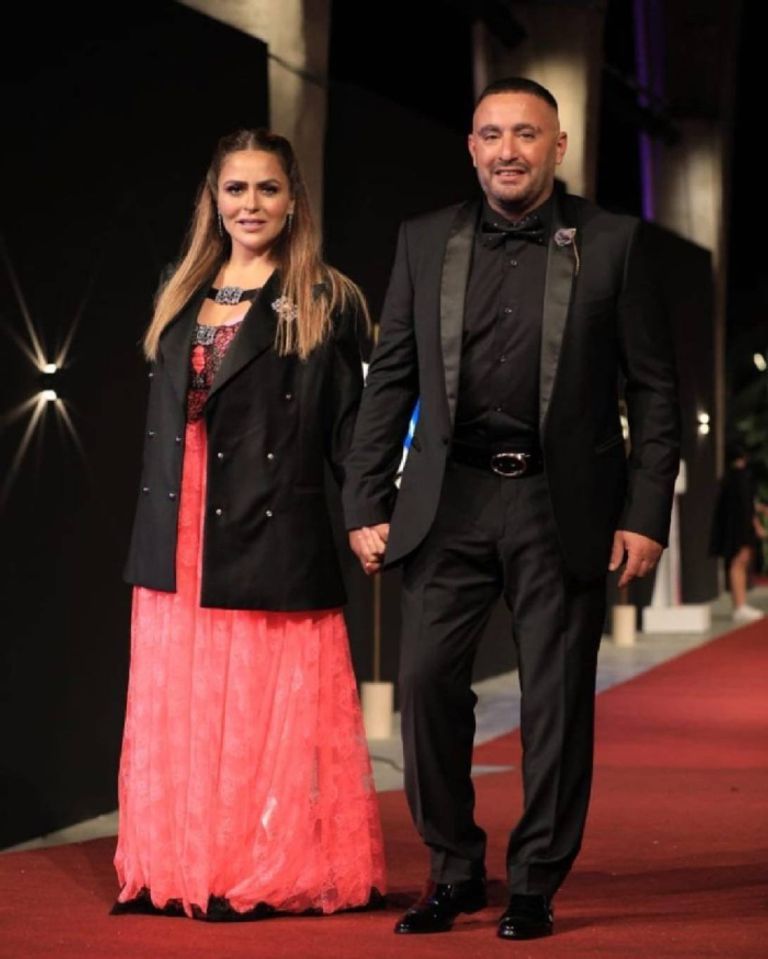 أحمد السقا ومها الصغير