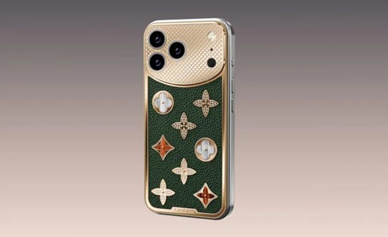 هواتف آيفون 17 برو ماكس من كافيار