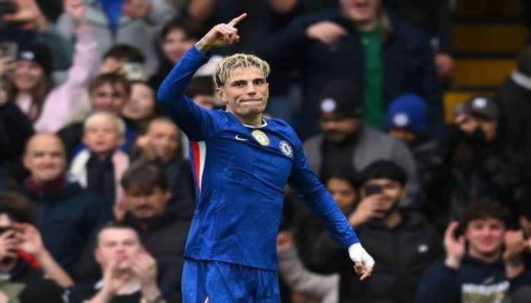 أليخاندرو غارناتشو بقميص تشيلسي