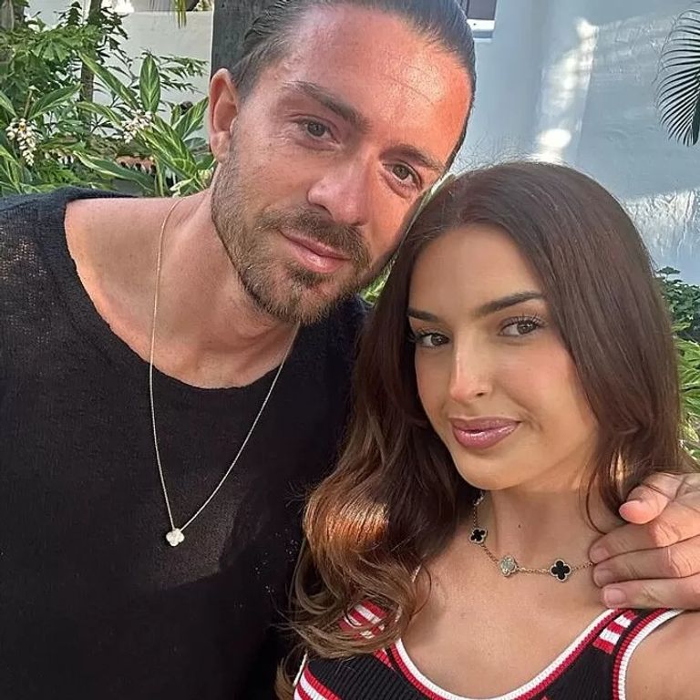 ألكسندر إيزاك مهاجم ليفربول