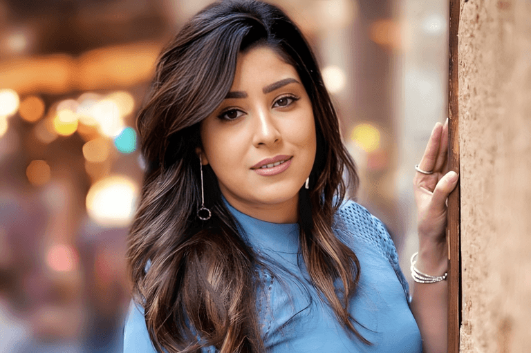 الفنانة أيتن عامر