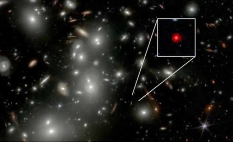 الرسم التوضيحي يظهر ثقبا أسودا على وشك الاندماج