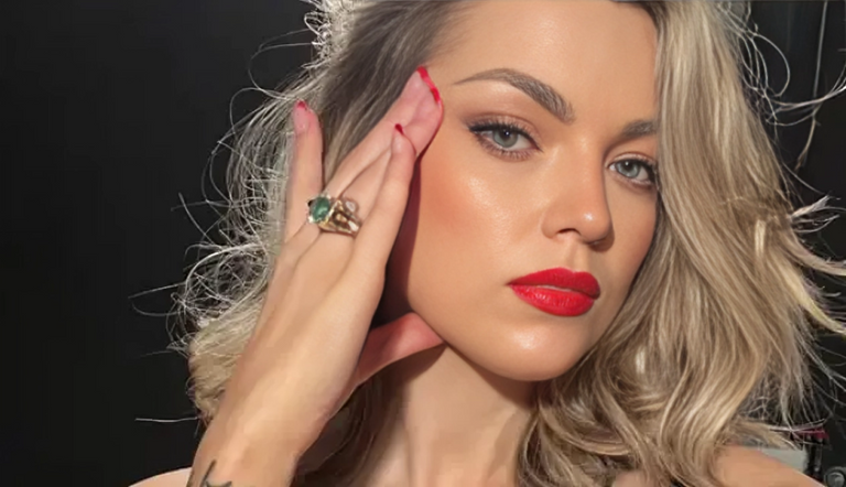 المؤثرة ستيفاني بيبر