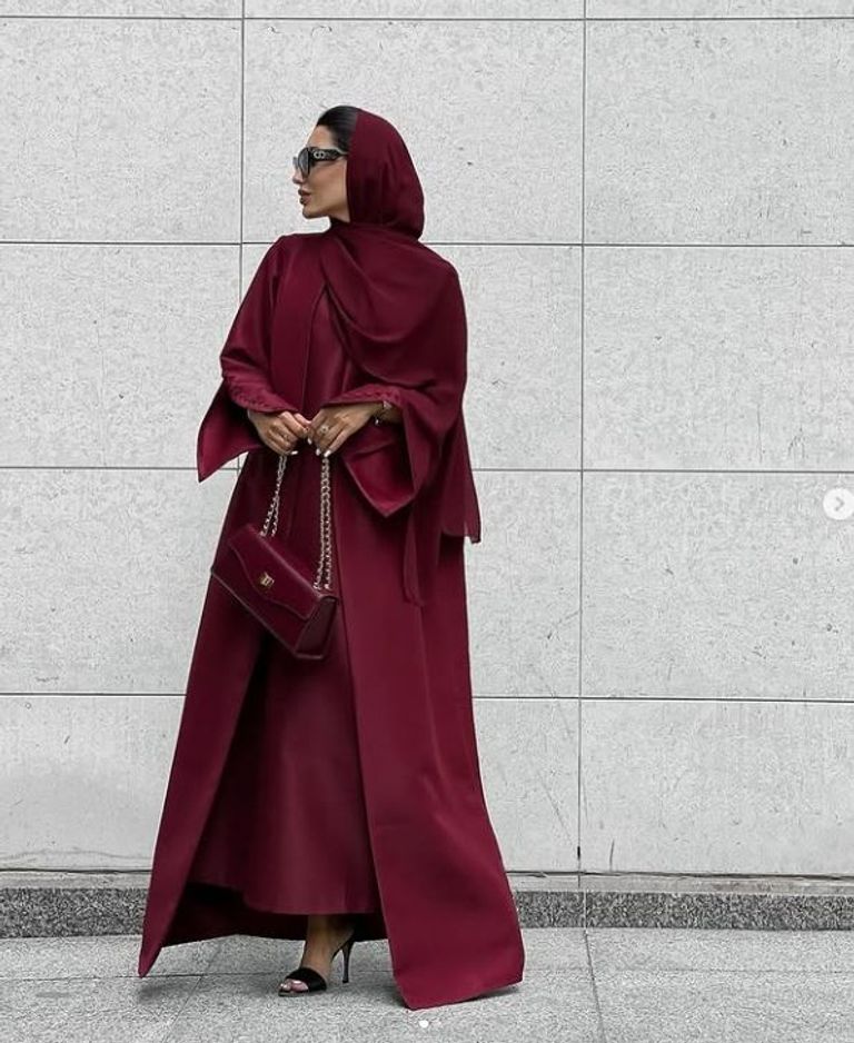 العباية الإماراتية