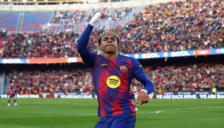 لامين يامال نجم برشلونة الواعد