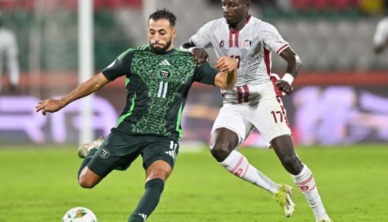 القنوات الناقلة لمباراة السودان والجزائر