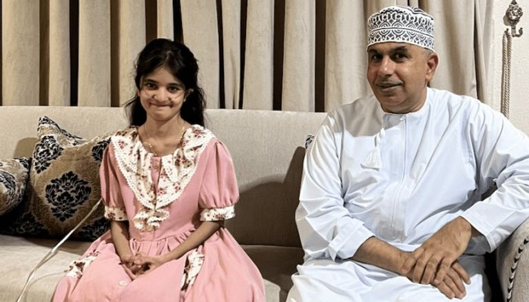الطفلة العُمانية ميرال البلوشي
