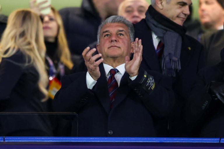 خوان لابورتا رئيس نادي برشلونة