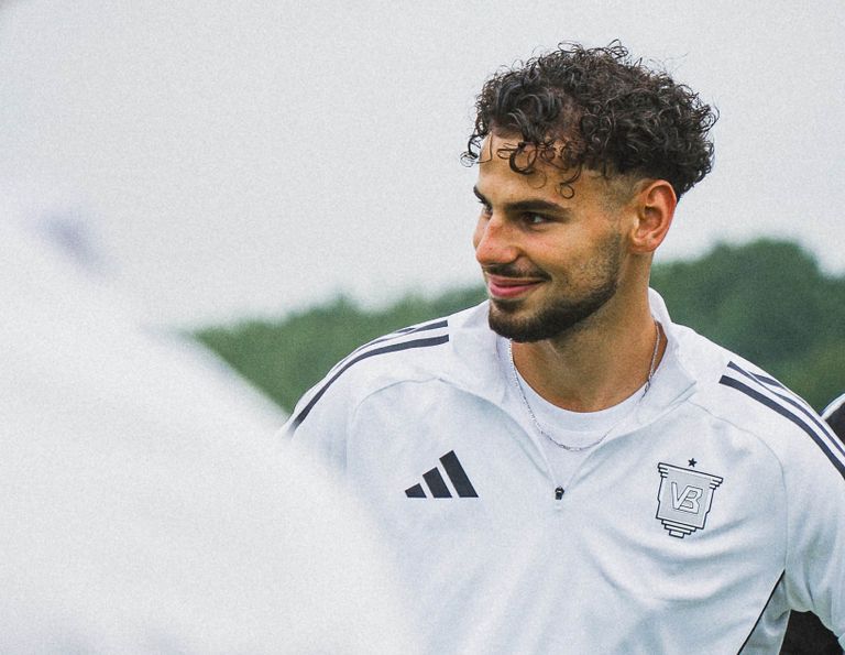 أمين شياخة الموهبة الجزائرية محمد أمين شياخة