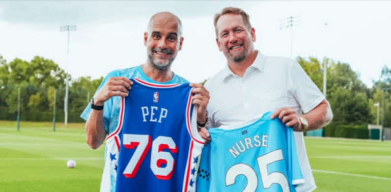 نيك نيرس وبيب غوارديولا بيب غوارديولا مدرب مانشستر سيتي