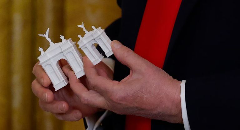 دونالد ترامب 