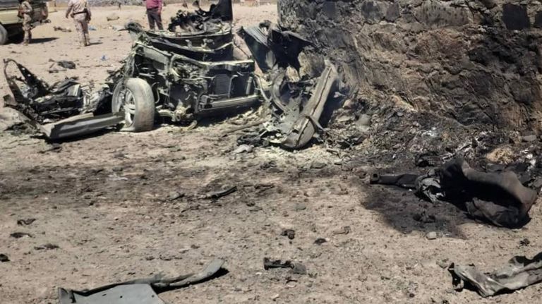 تصاعد الأدخنة جراء الانفجار