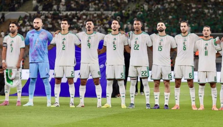 تشكيلة منتخب الجزائر