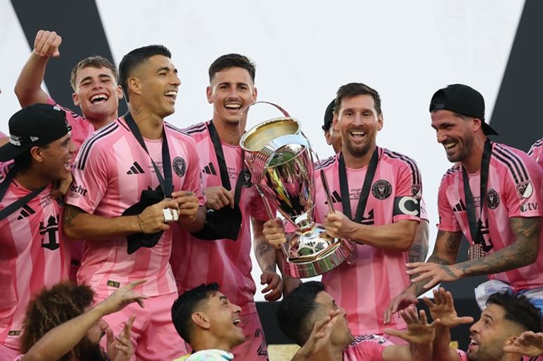 ليونيل ميسي ليونيل ميسي قائد فريق إنتر ميامي