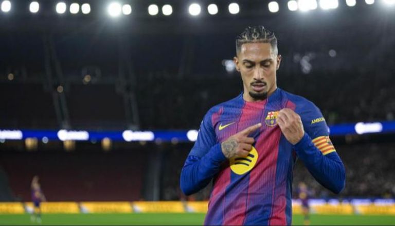 رافينيا نجم برشلونة