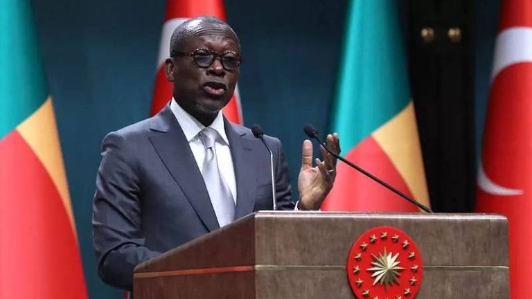 عسكريون يعلنون عزل رئيس بنين