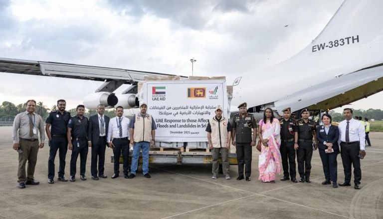 طائرة المساعدات الإماراتية للمتضررين من فيضانات سيريلانكا