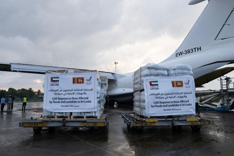 طائرة المساعدات الإماراتية للمتضررين من فيضانات سيريلانكا