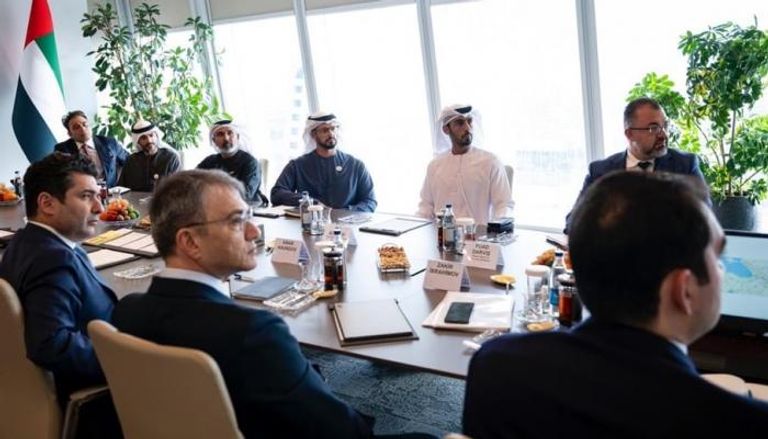 جانب من اجتماعات وفد «العالمية القابضة» في زيارة لأذربيجان