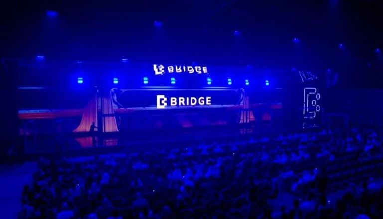 قمة بريدج 2025