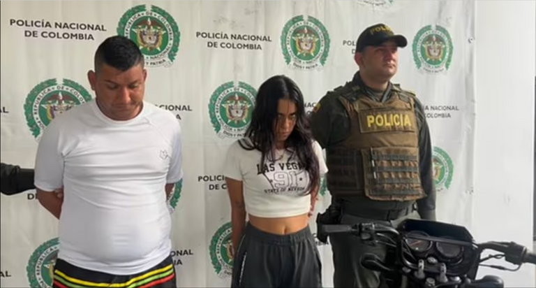 لا مونياكا إيما كورونيل