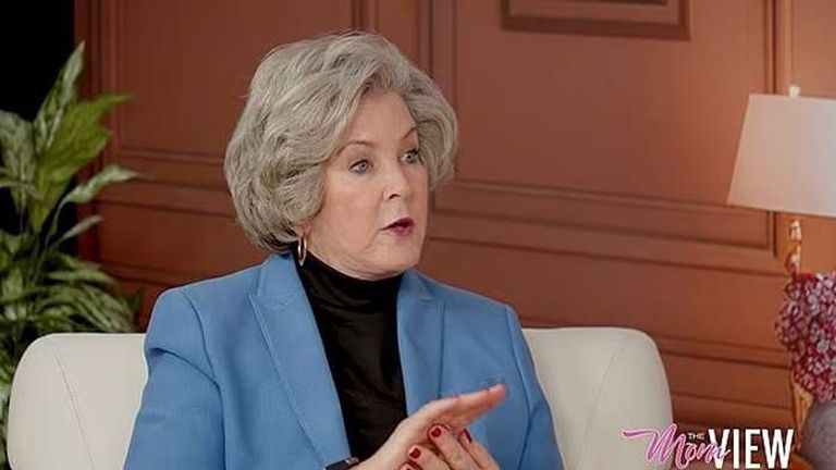 ترامب وسوزي وايلز