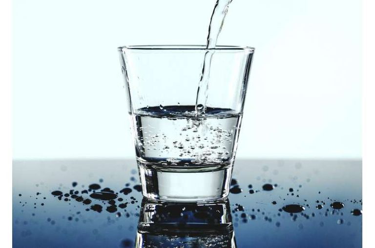 تلوث مياه الشرب بالمواد الكيميائية الأبدية، يسبب خسائر صحية واقتصادية ضخمة