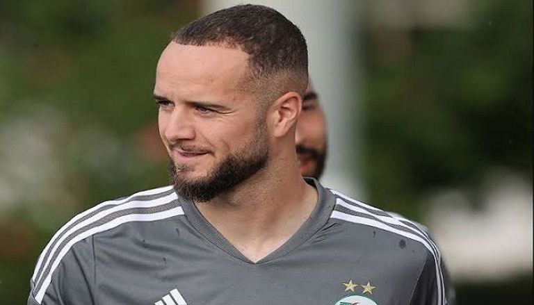 فيكتور لكحل منتخب الجزائر