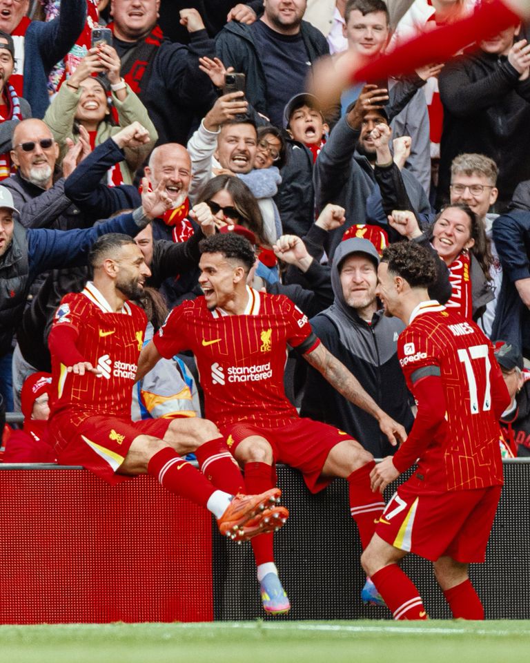 محمد صلاح ولويس دياز محمد صلاح ونونيز وألكسندر أرنولد في ليفربول