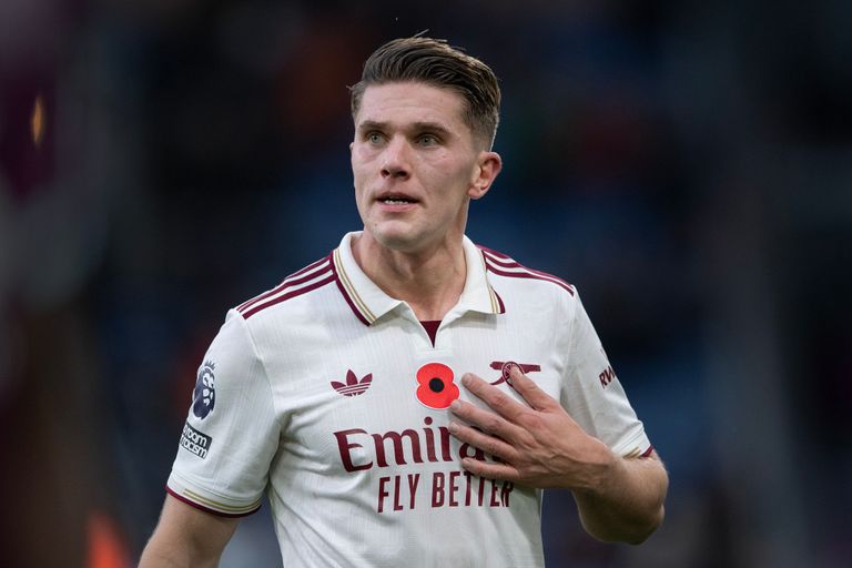 غيوكيريس ألكسندر إيزاك مهاجم ليفربول