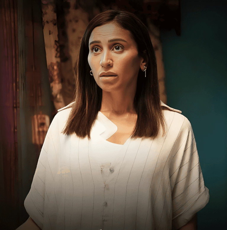 الفنانة المصرية دينا الشربيني الفنانة المصرية دينا الشربيني