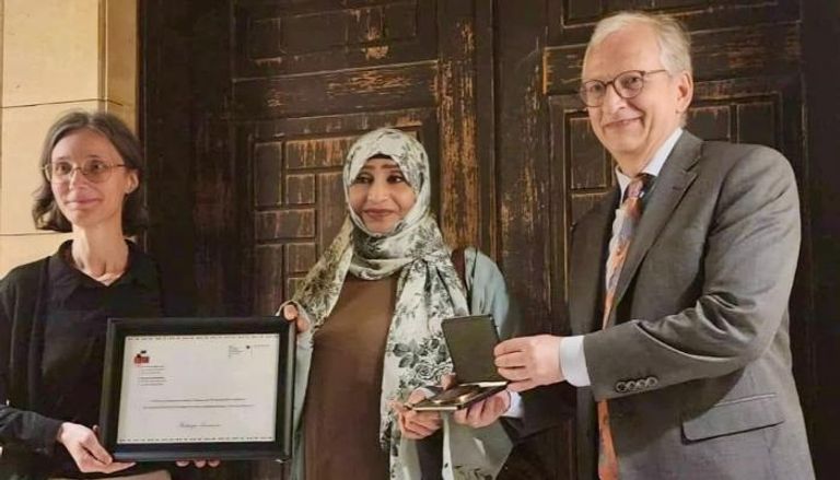 المسؤولة الحقوقية اليمنية فتحية المعمري