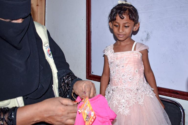 مبادرات إنسانية لمساندة الطلاب في مرتفعات حضرموت مبادرات إنسانية لمساندة الطلاب في مرتفعات حضرموت