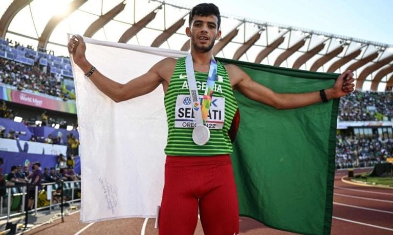 جمال سجاتي لاعبة الجمباز الجزائرية كيليا نمور