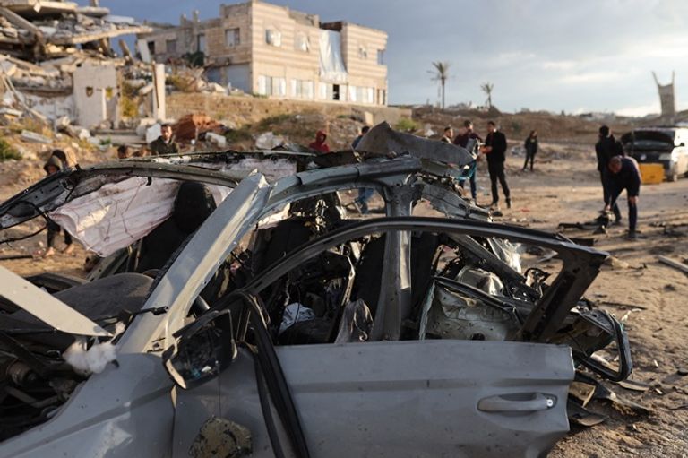 السيارة المستهدفة في الهجوم رائد سعد أبرز قادة كتائب عز الدين القسام