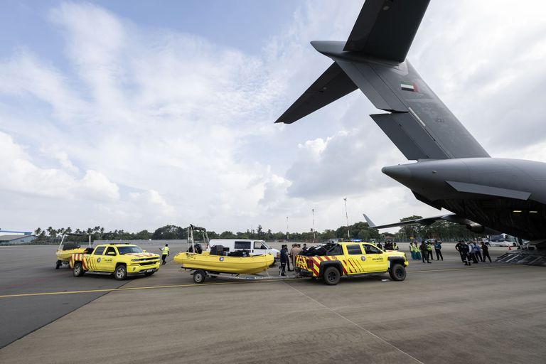 فرق الإغاثة الإماراتية تختتم مهامها الإنسانية في سريلانكا