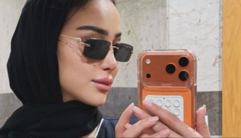 بسمة بوسيل بالحجاب