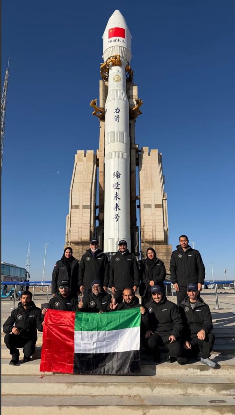 القمر الاصطناعي العربي «813»