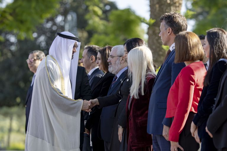 جانب من وصول الشيخ محمد بن زايد آل نهيان