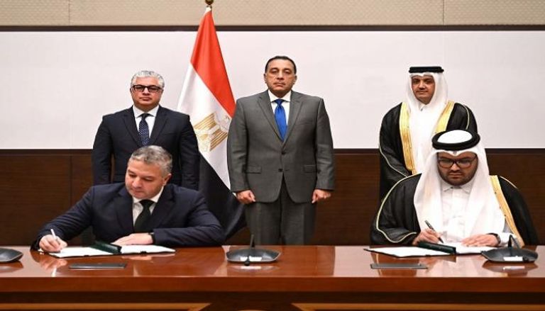 جانب من مراسم توقيع عقد المشروع