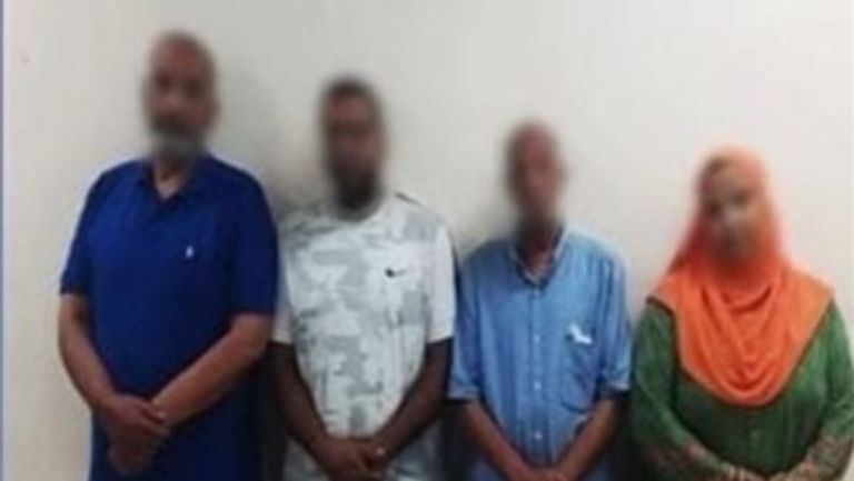 المتهمين بسرقة الأسورة الأثرية من المتحف المصري الأسورة الأثرية المسروقة من المتحف المصري