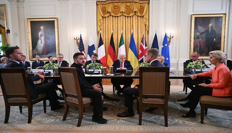 ترامب وفون دير لاين