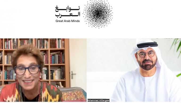 محمد بن راشد يبارك فوز سعاد العامري