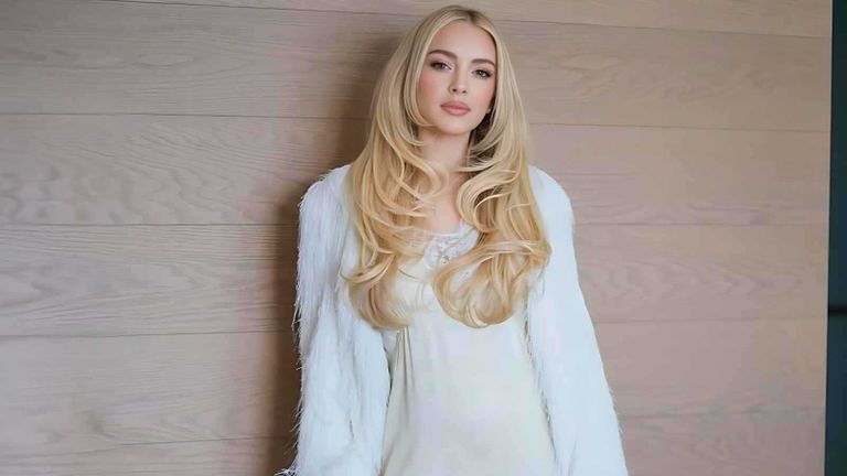 النجمة الأميركية ليندسي لوهان