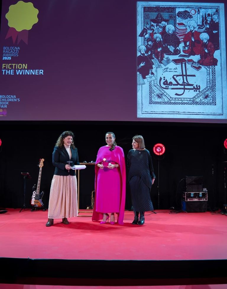 ثقة دولية تتزايد في كفاءة "بنات زايد"