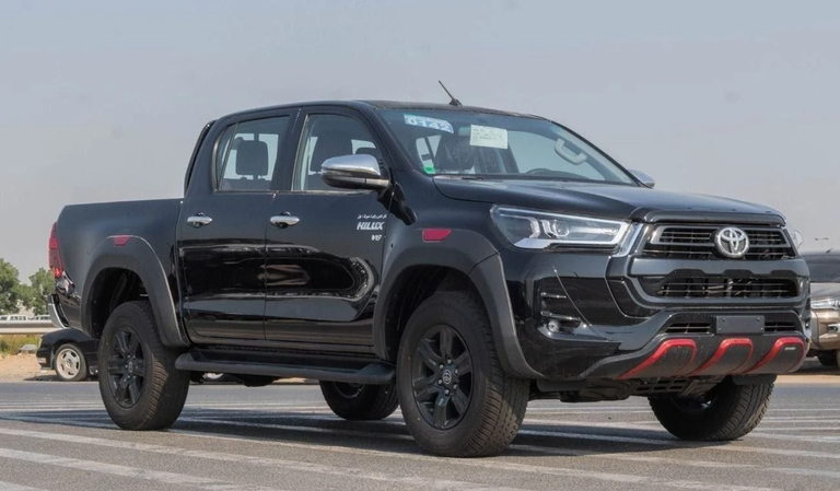 تويوتا هايلكس (Toyota Hilux) أحد أفضل شاحنات البيك أب مبيعا في العالم لعام 2025 أفضل شاحنات البيك أب مبيعاً في العالم لعام 2025